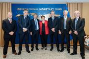 El Gobierno se reúne con el FMI en medio de la tensión cambiaria y la venta de reservas del BCRA