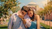 Un drama romántico diferente en Netflix: la película alemana que se acerca a Turquía para conquistar corazones