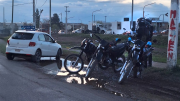 Pasó frente a un control tomando alcohol, escapó y generó un caos en el tránsito