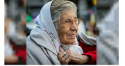 Murió Azucena Díaz, referente de Madres de Plaza de Mayo y símbolo de la lucha tras la dictadura