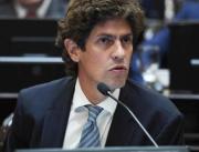Martín Lousteau advirtió que endeudarse con EE.UU. restringirá la autonomía económica