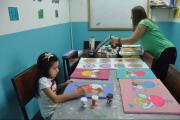 Padres contratan tareas dirigidas como refuerzo para los hijos: conozca los precios y descuentos