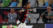Flamengo jugó el clásico con suplentes, sigue siendo único líder pero no dejó de pensar en Estudiantes