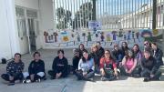 “Usa el amor como un puente”: familias, estudiantes y artistas pintaron un mural en el ENI 493