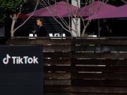 Trump revela que Murdoch y Dell también podrían controlar TikTok