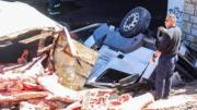 Mendoza: el vuelco de un camión de carne desata el caos