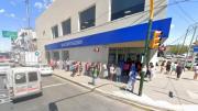 Robaron un banco en Laferrere en segundos y escaparon corriendo con el botín