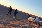 Fuego, piedras y un disparo: una manifestación de desocupados de Uocra generó tensión al norte de Roca