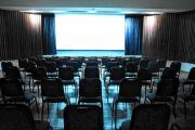 Neuquén volverá a tener artistas los fines de semana en el auditorio del subsuelo de la municipalidad
