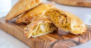 Entró a robar a una casa de La Plata y como no se pudo llevar el televisor le comió las empanadas al dueño