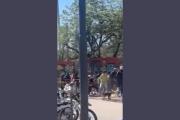 Batalla campal: se pelearon en el Día del Estudiante, los padres fueron a buscarlos y terminaron pegándose