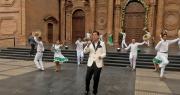 Al ritmo de sus danzas y con reconocidos artistas, La Revista adelanta los festejos por la efeméride de Santa Cruz