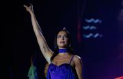 Dua Lipa despidió a su agente por pedir la expulsión de Kneecap de Glastonbury