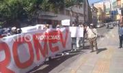 Mineras de Viacha protestan en la Defensoría del Pueblo, exigen la abrogación de ley 042