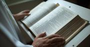 Detienen a un pastor evangélico en Los Hornos acusado de abusar sexualmente de menores
