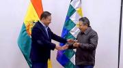 Arce entrega bastón de mando a Choquehuanca antes de viajar a EEUU para asistir a Asamblea General de la ONU