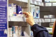 Farmacias alertan escasez de medicamentos y cuestionan silencio de distribuidoras