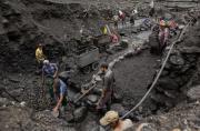 Rescatados con vida 23 mineros en Colombia tras estar 48 horas atrapados en una mina en el noroeste del país