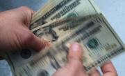 El efecto Trump sigue en los mercados y hasta el Tesoro compró dólares
