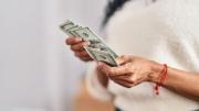 Baja el dólar, cae el riesgo país y suben las acciones argentinas tras el apoyo de Estados Unidos a Milei