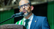 Camacho llama a los empresarios a trabajar en una agenda de tres puntos