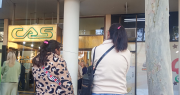 Una postal atípica: con menos concurrencia de inscriptos, inició el sorteo de viviendas del IPV de San Juan