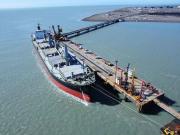 Histórico embarque en Santa Cruz: vuelve la exportación de carbón con destino a Brasil