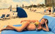 Cami Homs deslumbró en Miami: maternidad, moda y disfrute familiar en un “dump” lleno de color