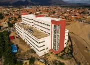 Gobernador entrega equipamiento completo para nuevo quirófano en el Materno Infantil de Tarija