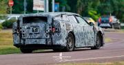 La primera Ferrari 100% eléctrica ya se prueba en Italia bajo un camuflaje que oculta sus líneas