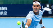 Esa maldita costilla: el dolor hizo que Tomás Etcheverry se baje del ATP de Beijing