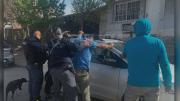 El aviso de una vecina permitió demorar a tres ladrones: cuál era el botín