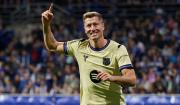 El Barcelona remonta al Oviedo y mantiene la presión sobre el Real Madrid