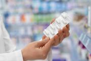 Falta de dólares golpea al sector farmacéutico y afecta importación de medicamentos oncológicos
