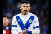Dura noticia para Vélez: Imanol Machuca suspendido un año por la FIFA