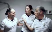 En el quirófano: así presentó el Lobo la camiseta en homenaje a Favaloro