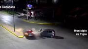 Impactante accidente en Tigre: un auto perdió el control e impactó de frente contra otro