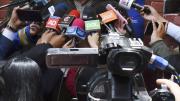 Periodista demanda a exdirectora de la AJAM por daños y perjuicios tras proceso por un meme
