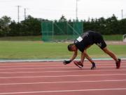 Un japonés batió un curioso récord Guinness: corrió 100 metros en cuatro patas