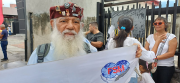 Miguel Monserrat sigue llevando la revolución en la cabeza y en el corazón