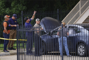 Identifican a víctimas del ataque a ICE en Dallas: un venezolano entre los heridos de gravedad
