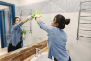 Adiós a los gérmenes: empresa española especializada en limpieza revela los trucos para desinfectar el cuarto de baño