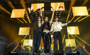 Silvestre y la Naranja presentó Alter Ego en el Malvinas Argentinas con un show consagratorio
