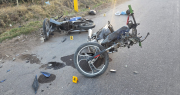 Aparatoso choque entre motos en Rawson: los dos conductores, hospitalizados
