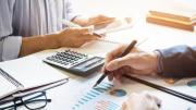 La economía reflotó en agosto, pero los analistas ven un escenario desafiante