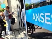 En agosto y por la crisis el Fondo de los jubilados se desvalorizó en pesos y en dólares