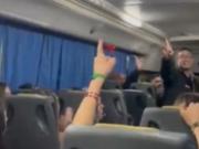 Escándalo y denuncia por los cantos antisemitas de un grupo de estudiantes durante su viaje de egresados