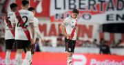 River y otro duro golpe: no pudo de local, cayó ante Deportivo Riestra y suma su cuarta derrota consecutiva