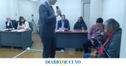 Tiene 72 años, casi no ve ni escucha y fue condenado por abusar y ofrecerle plata a su nieta para que se dejara manosear