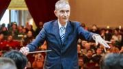Nelson Castro debutó como director de orquesta y fue ovacionado: video